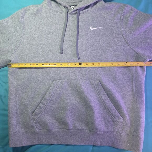 Nike Club Fleece Pullover Hoodie Men’s Large Gray Sweatshirt Kangaroo Pocket - Picture 4 of 5